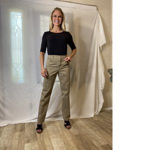 Gloria Vanderbilt Size 10 Khaki Colored Jeans, 97% Cotton, 3% Spandex.